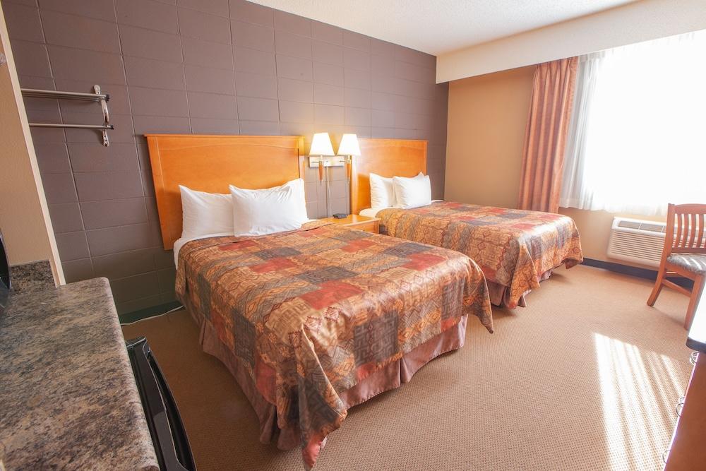 Neighbourhood Inn Hotels In Bonnyville エクステリア 写真